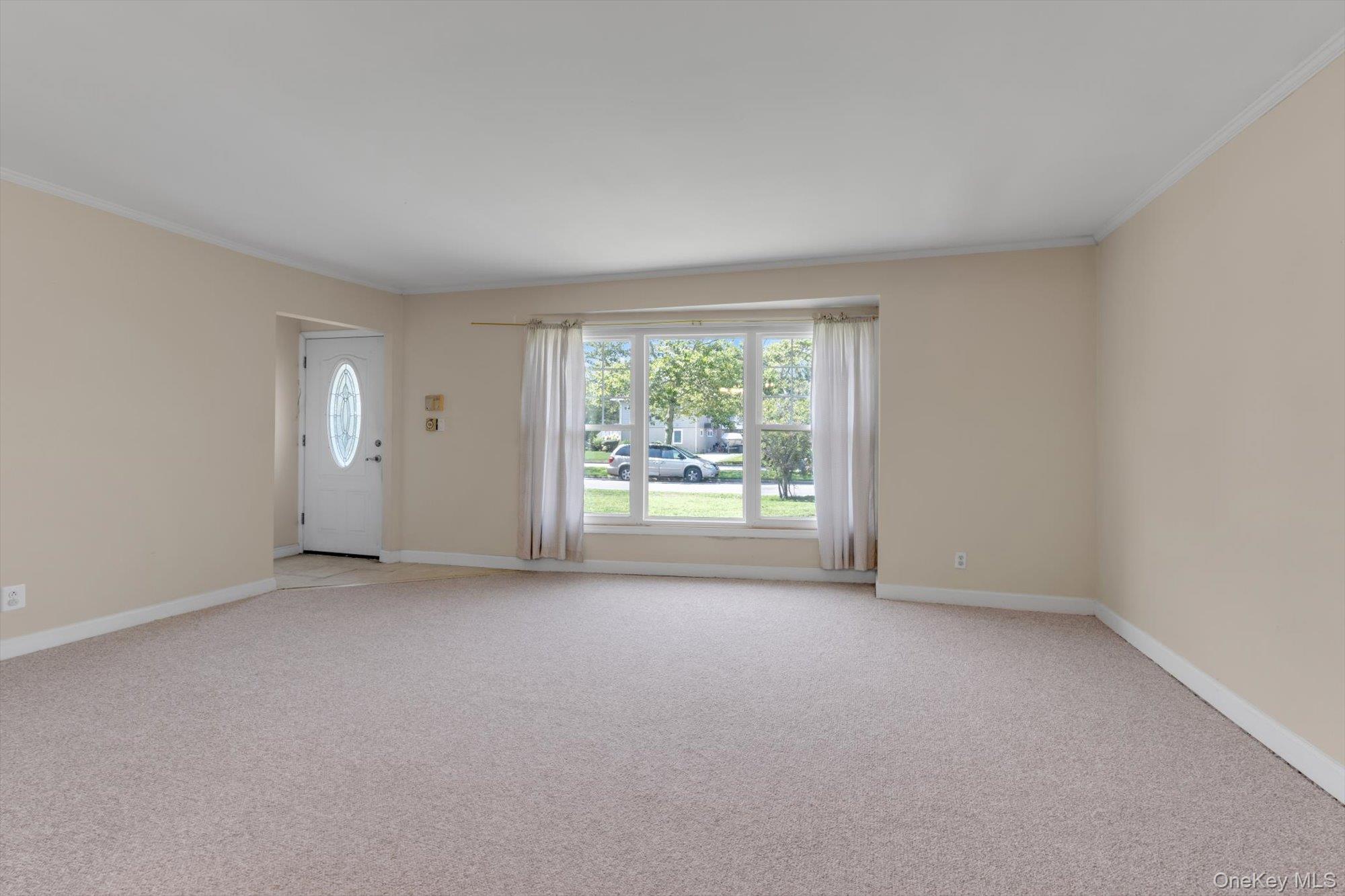 660 Franklin Boulevard Property Photo 5