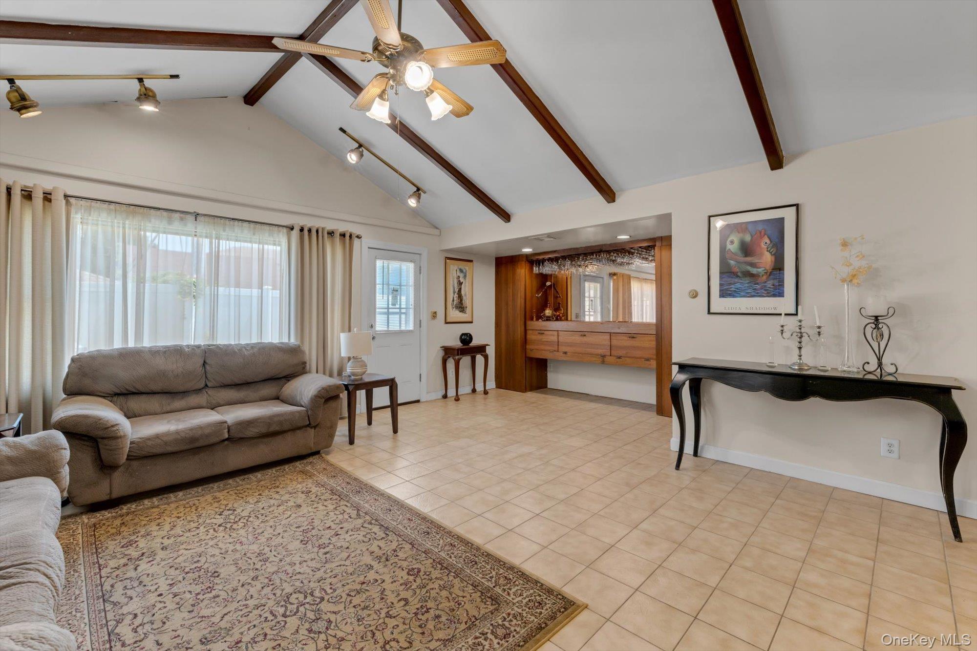 660 Franklin Boulevard Property Photo 11