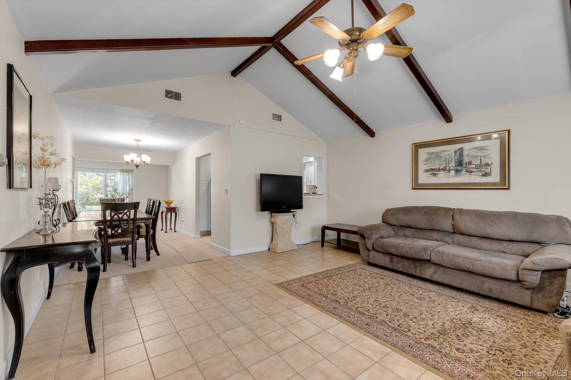 660 Franklin Boulevard Property Photo 12