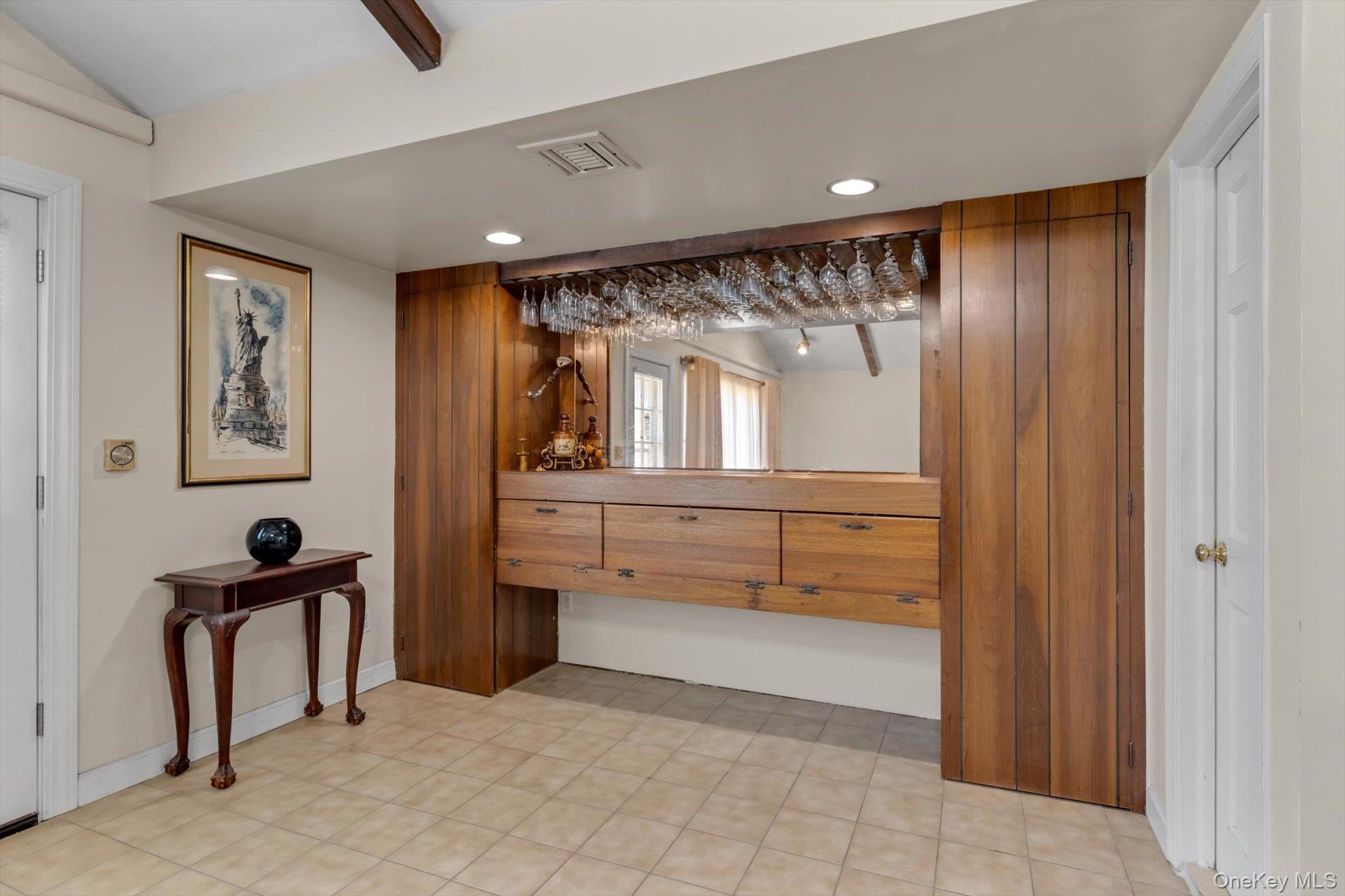 660 Franklin Boulevard Property Photo 13