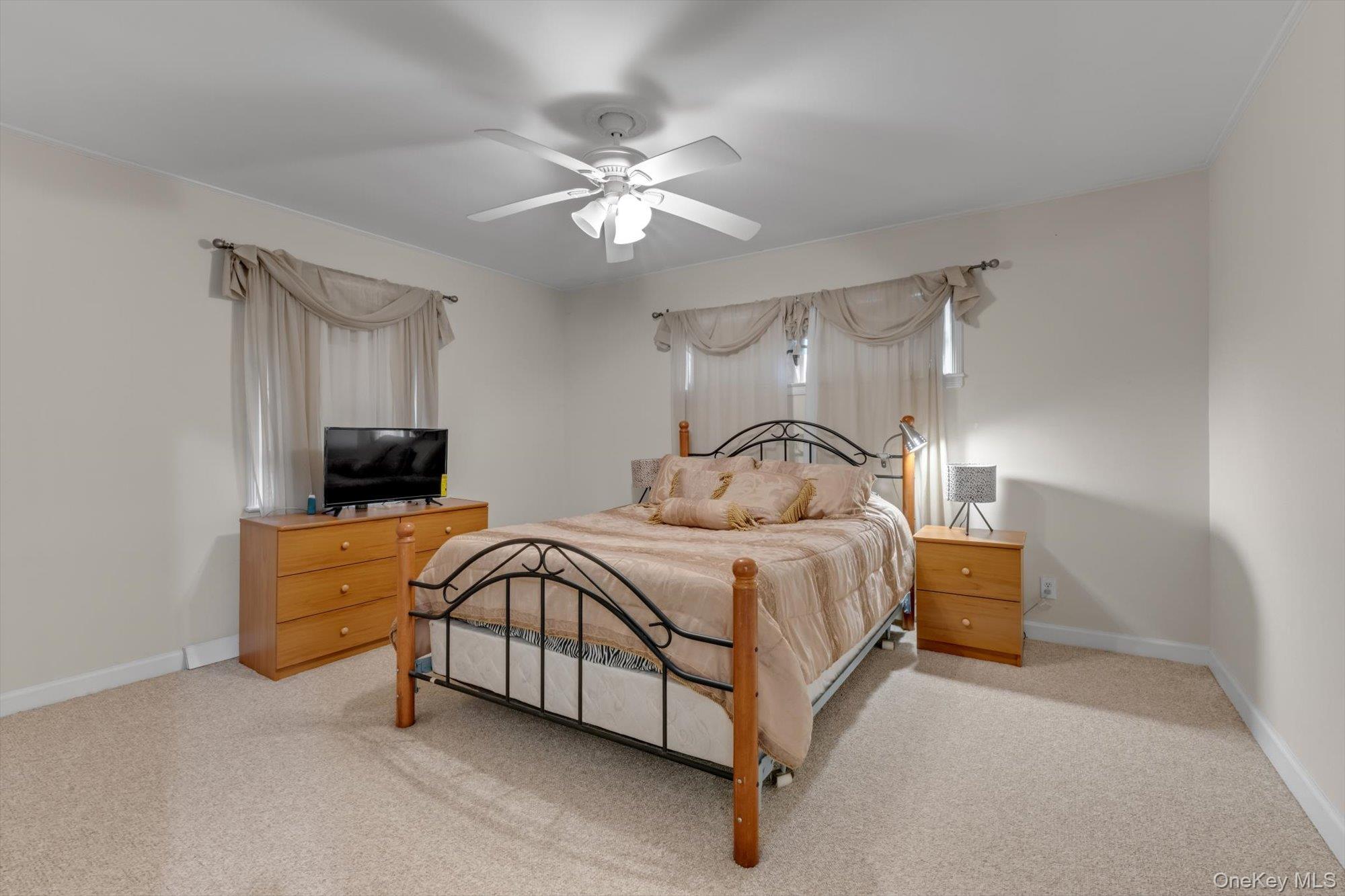 660 Franklin Boulevard Property Photo 14