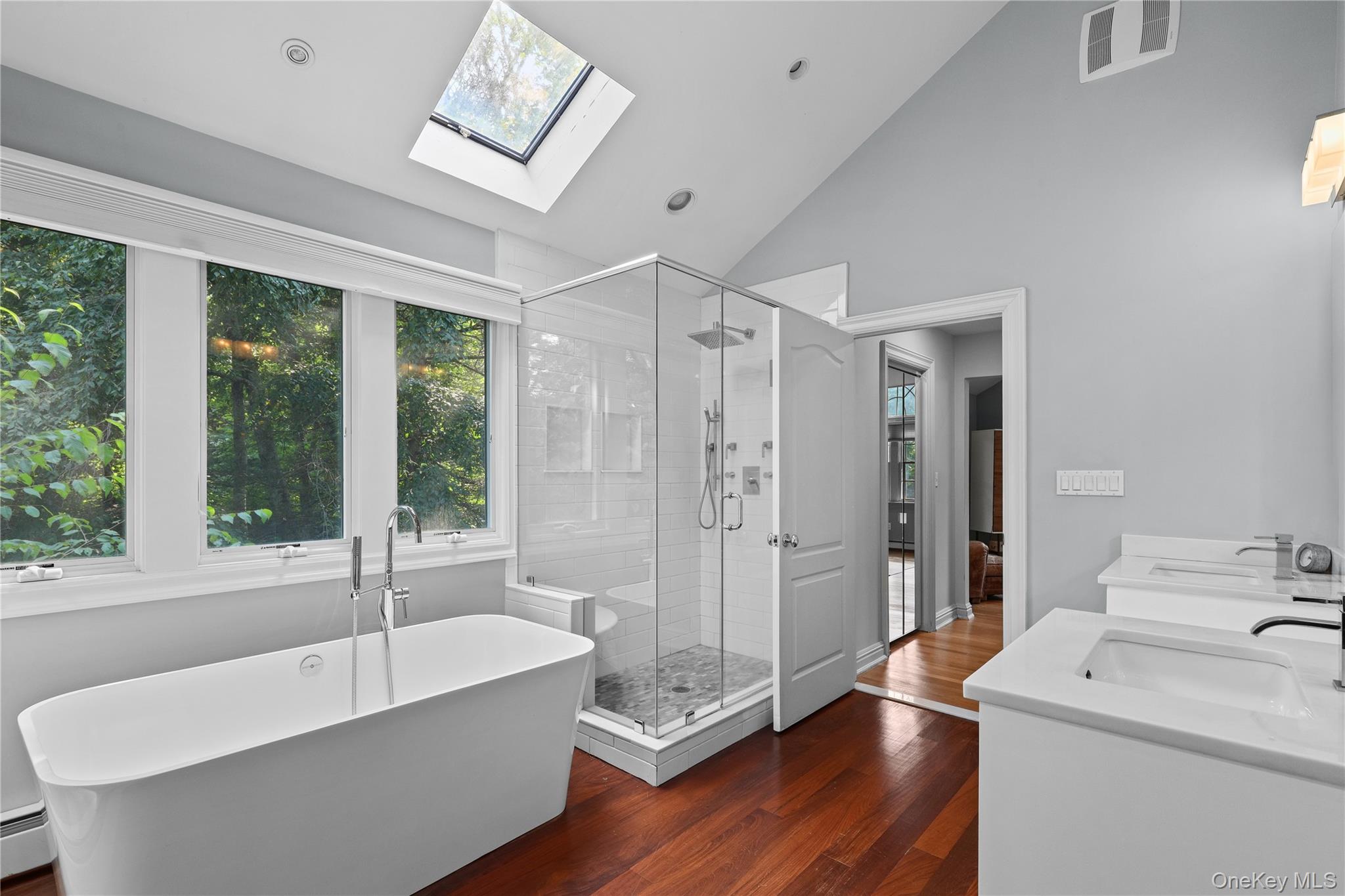 1 Sherwood Road Property Photo 14