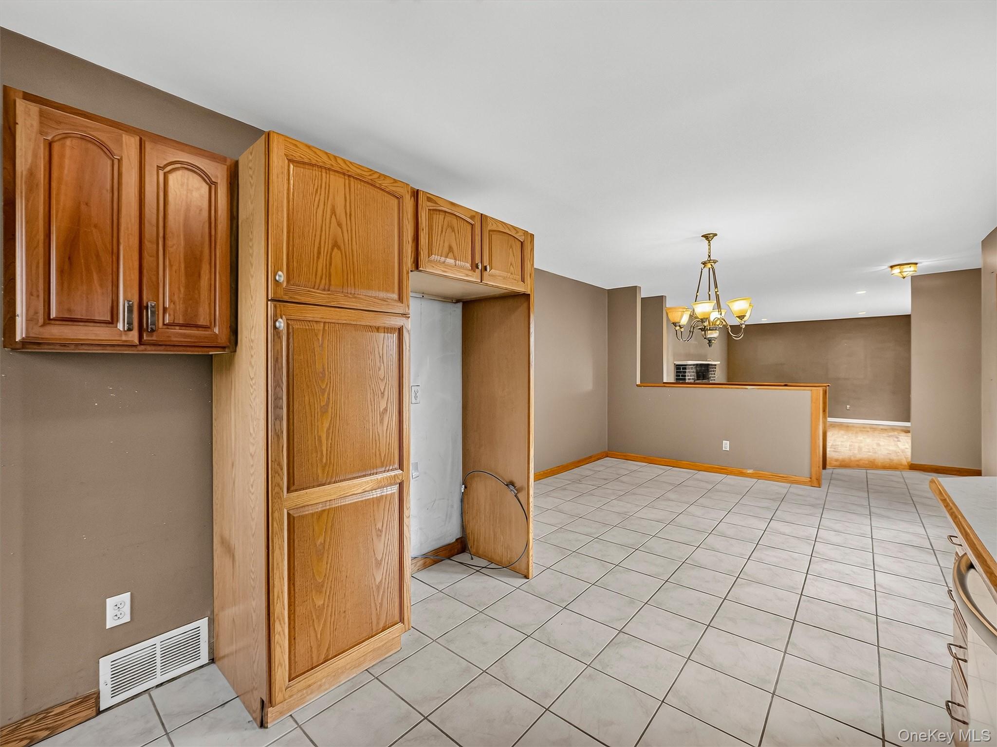 12 Elmwood Drive Property Photo 5