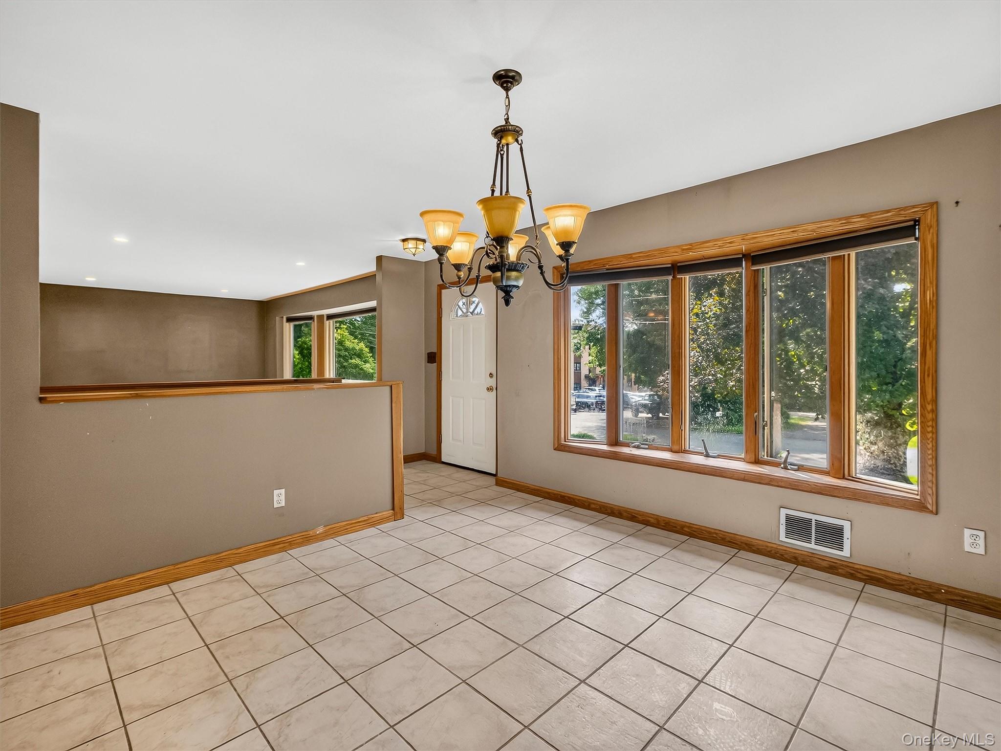 12 Elmwood Drive Property Photo 7