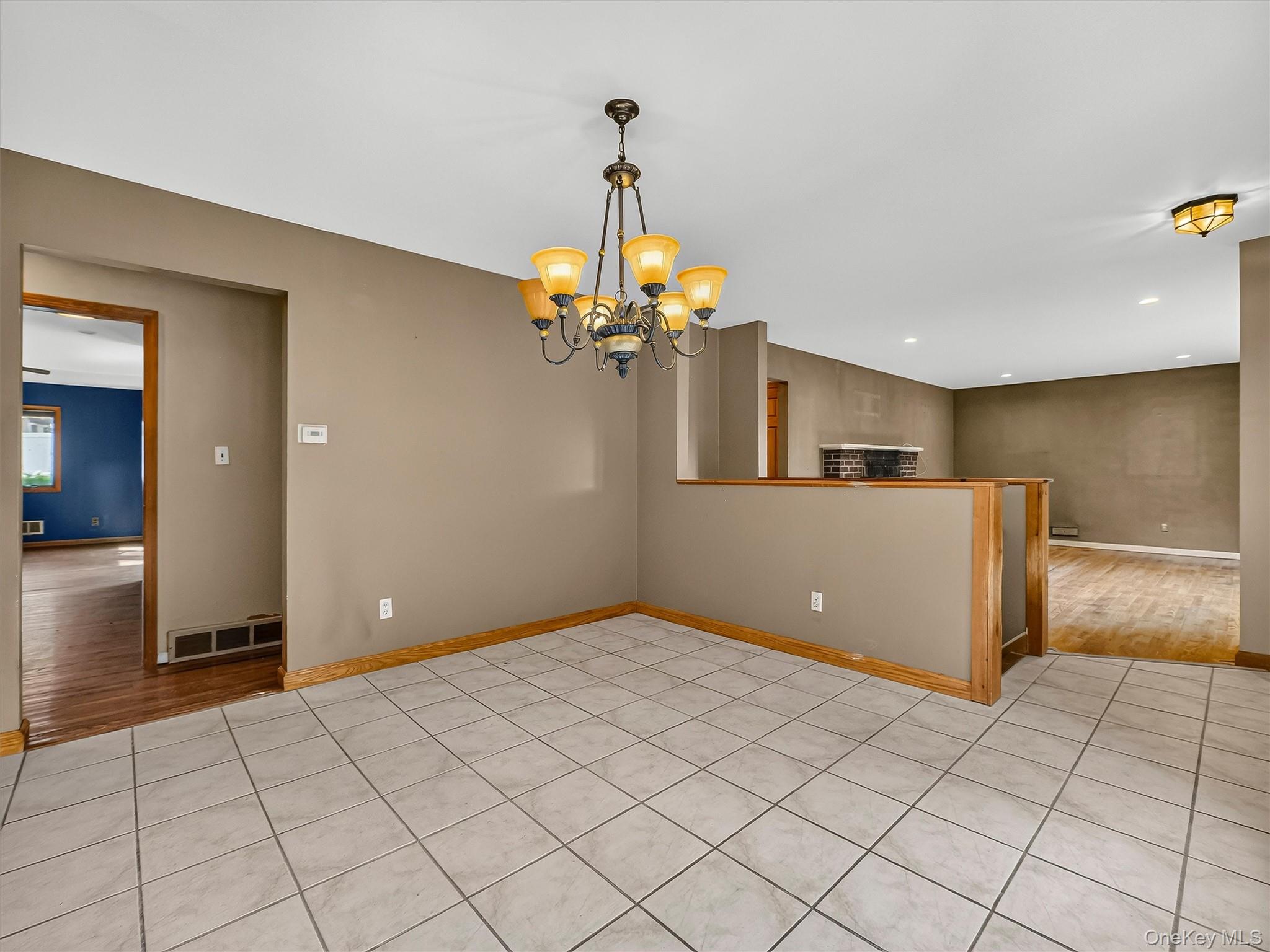 12 Elmwood Drive Property Photo 8