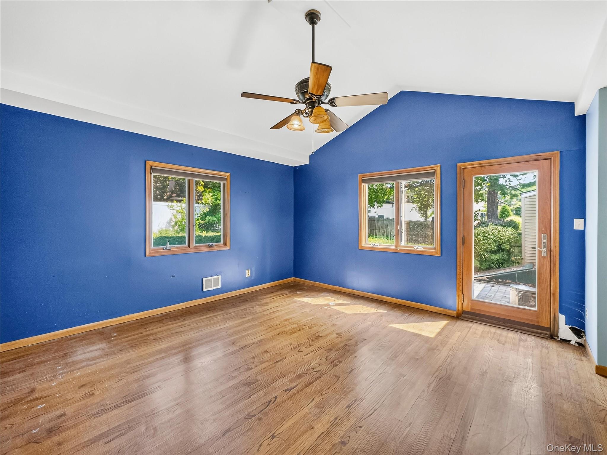 12 Elmwood Drive Property Photo 13