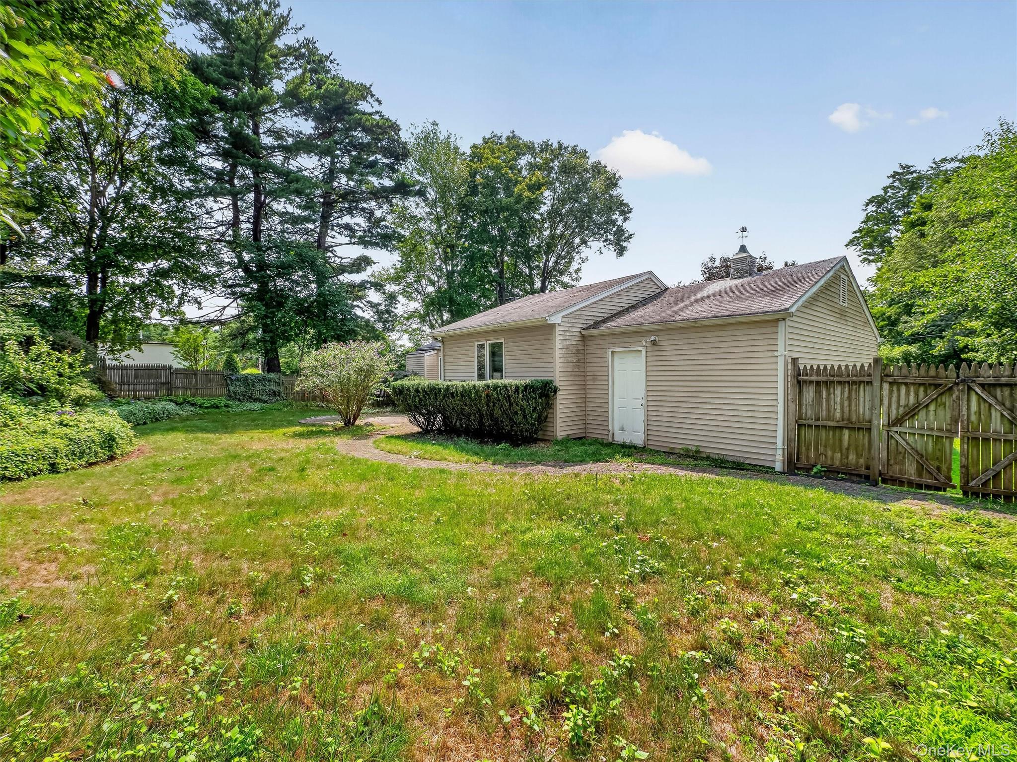 12 Elmwood Drive Property Photo 24