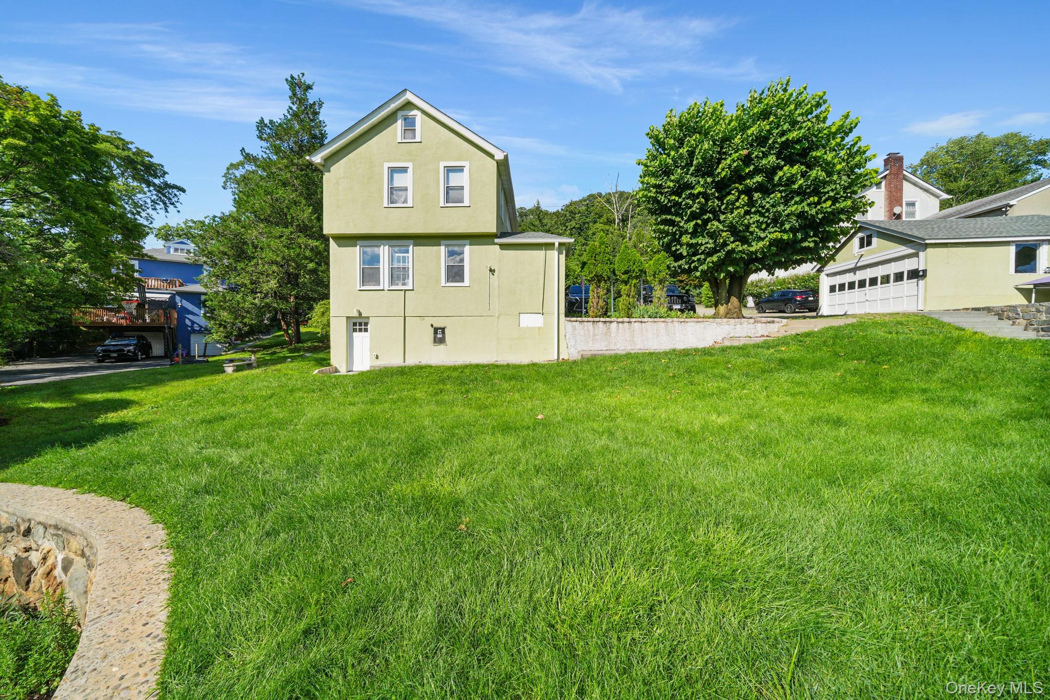 86 E Sunnyside Lane Property Photo 38