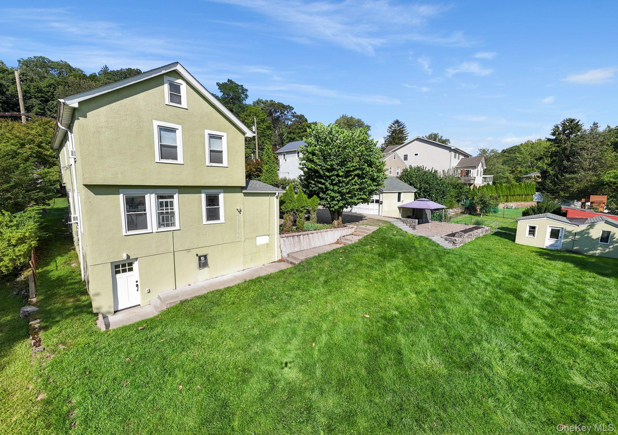 86 E Sunnyside Lane Property Photo 40