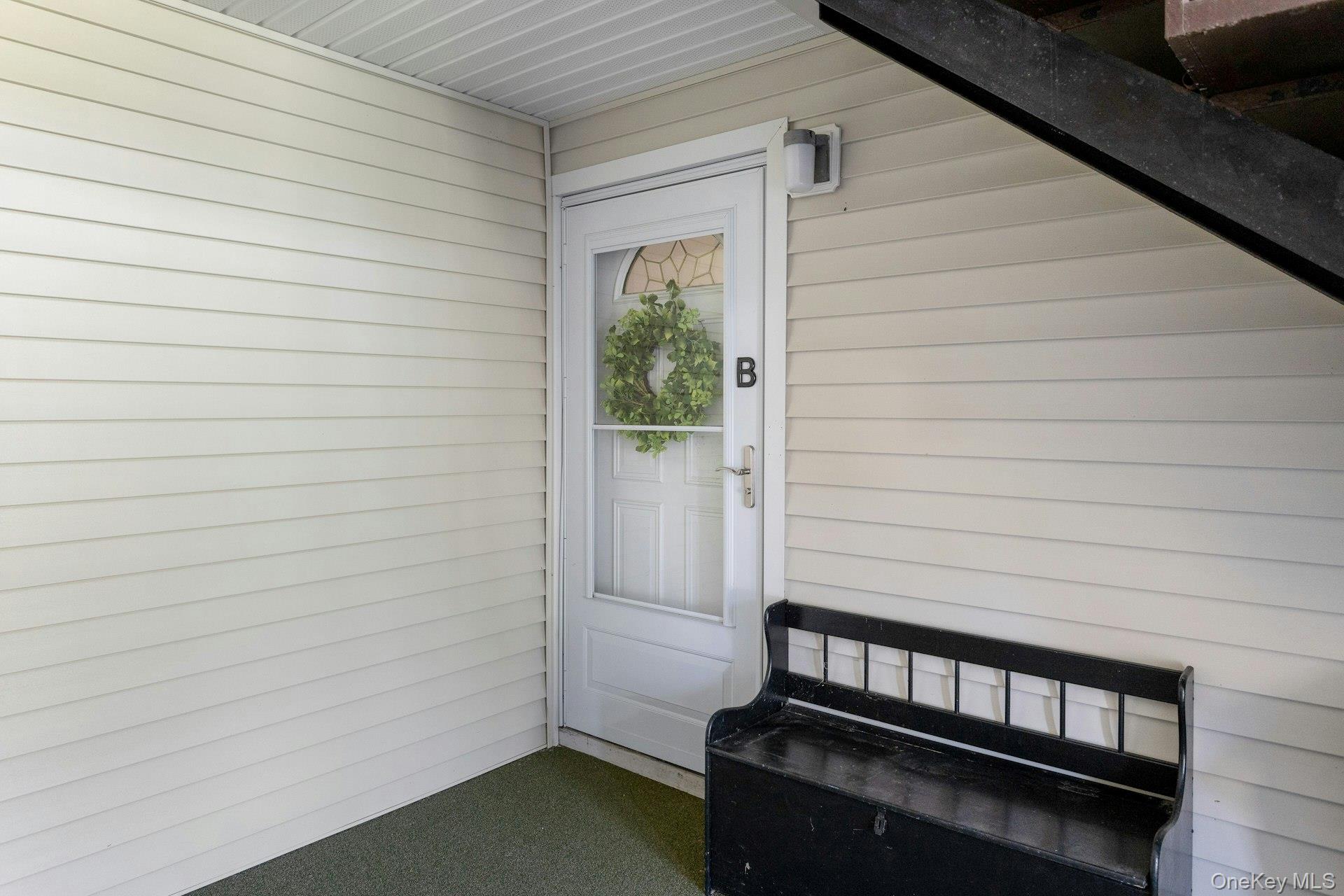 34 Warwick Place B Property Photo 5