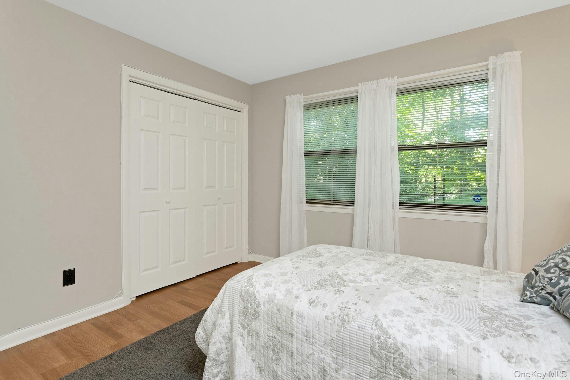 34 Warwick Place B Property Photo 18