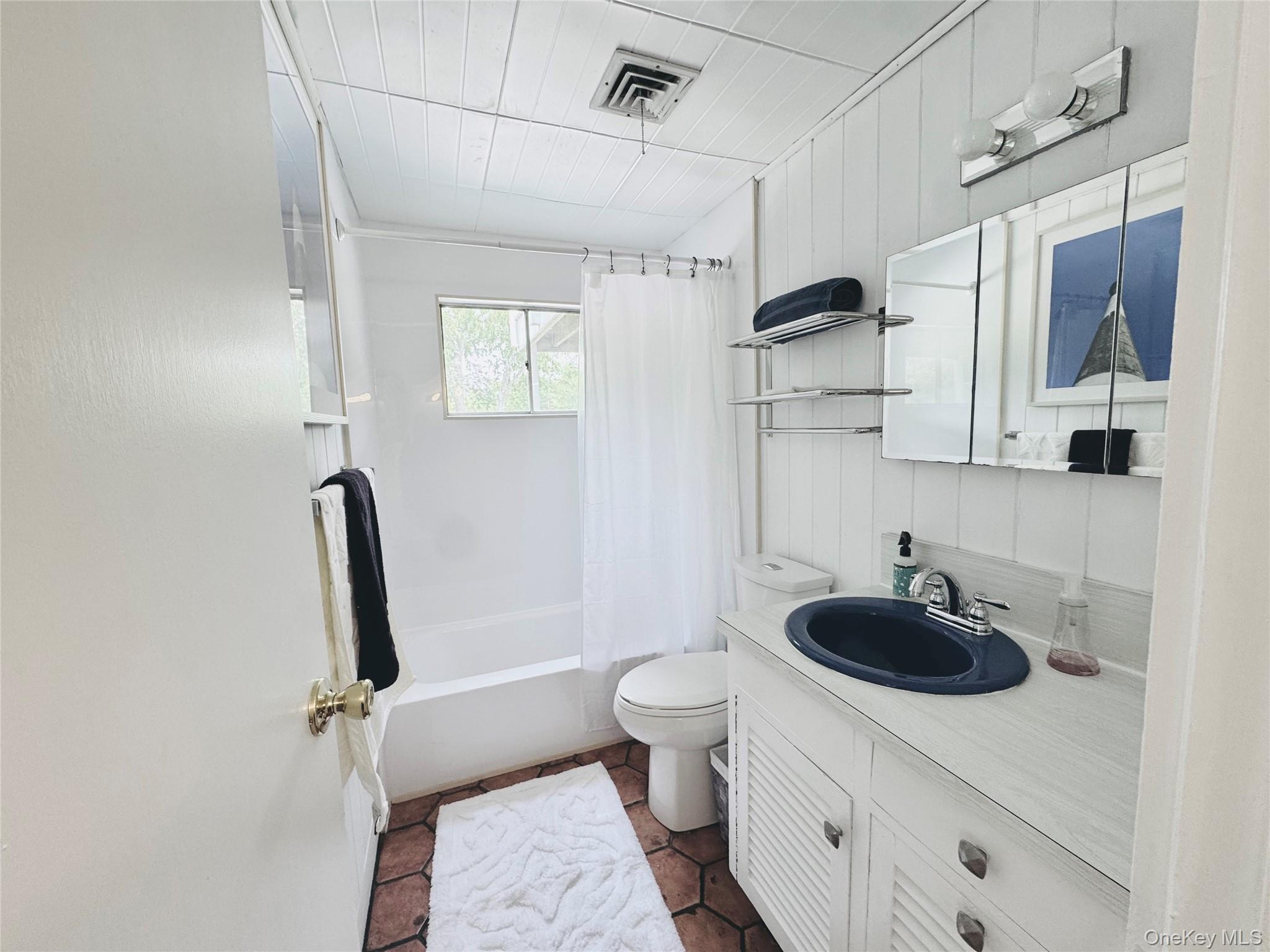 83 Hawser Drive Property Photo 18