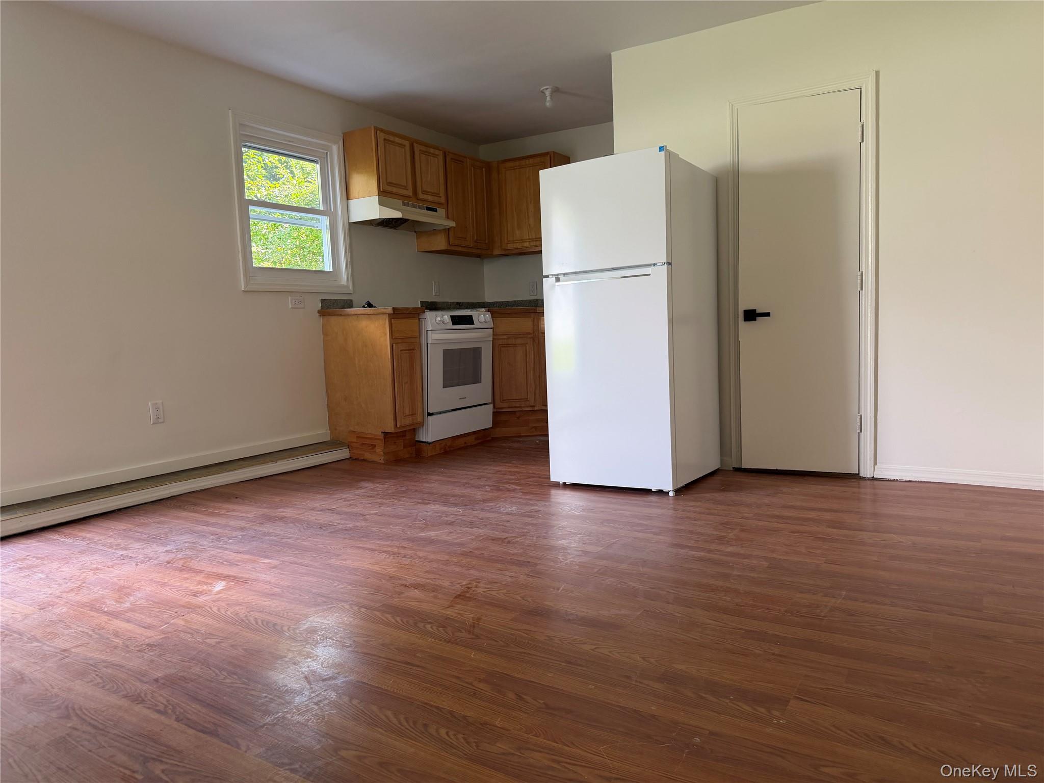 50 S Montgomery Street 5 Property Photo 2