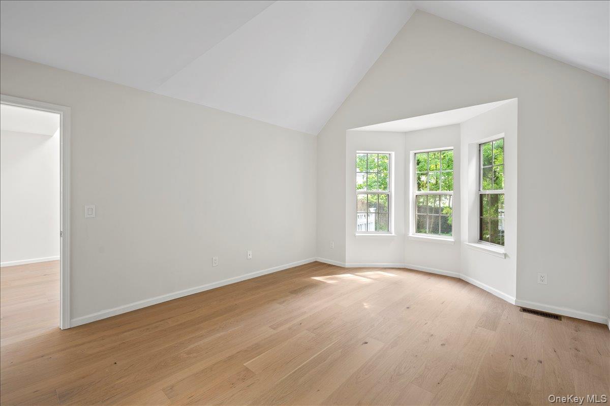 23 Roundtop Road Property Photo 18
