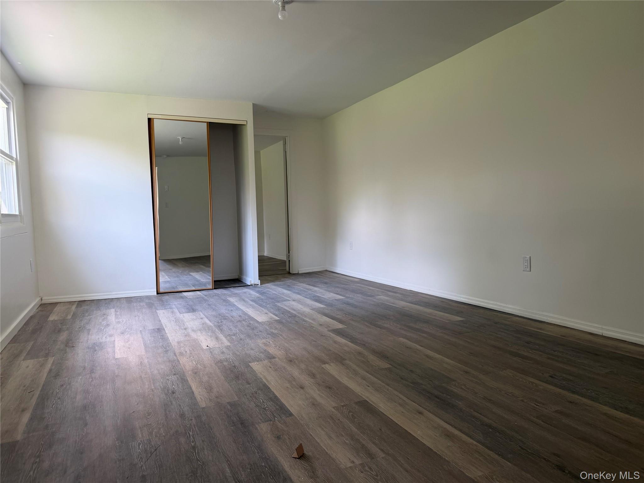 50 S Montgomery Street 6 Property Photo 8