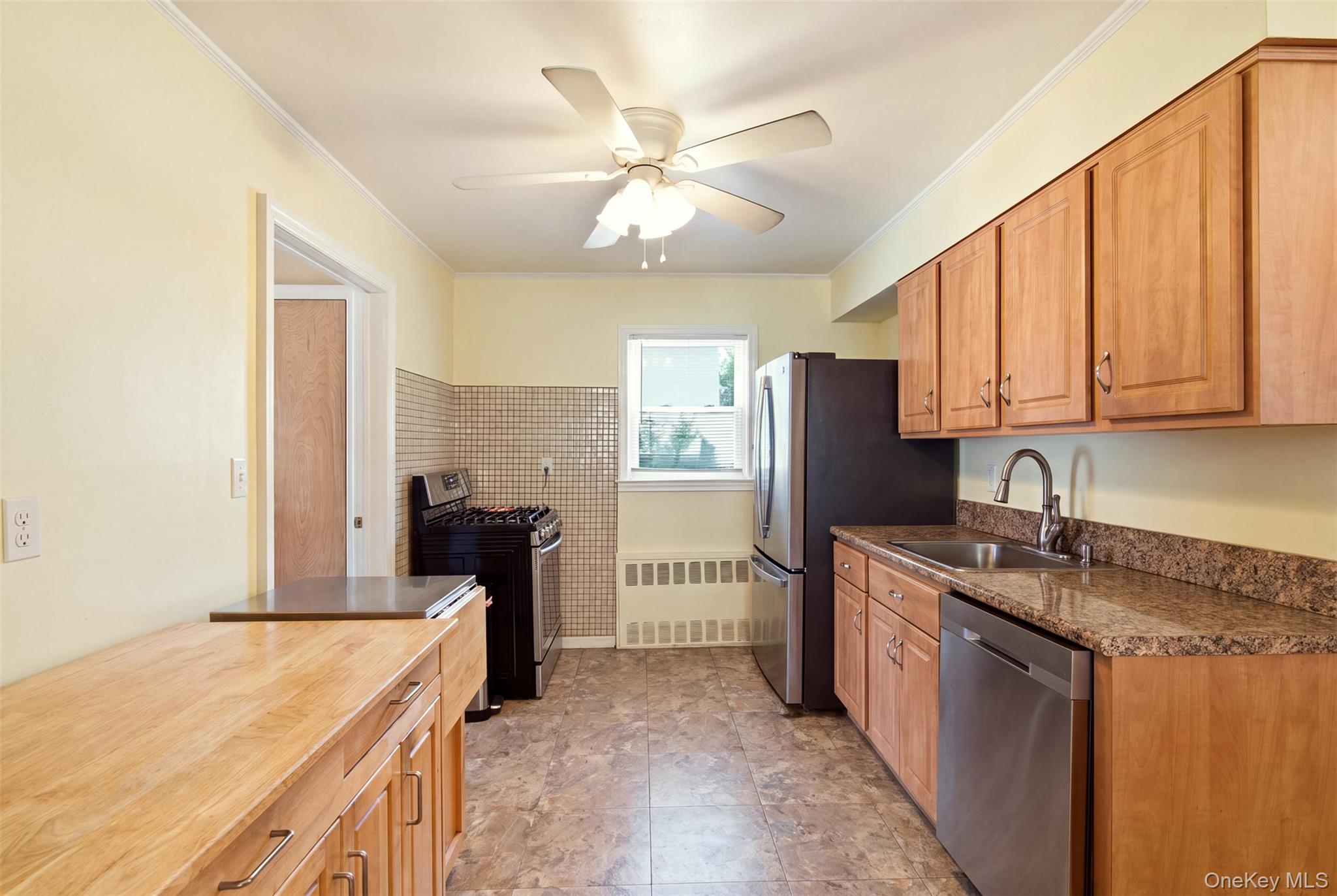 24 Broadmoor Lane Property Photo 10