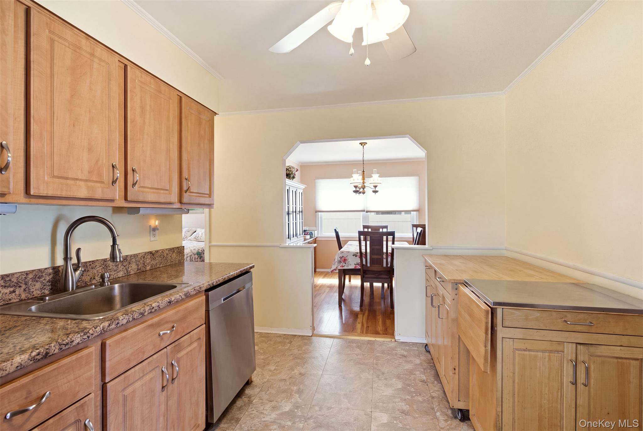 24 Broadmoor Lane Property Photo 12