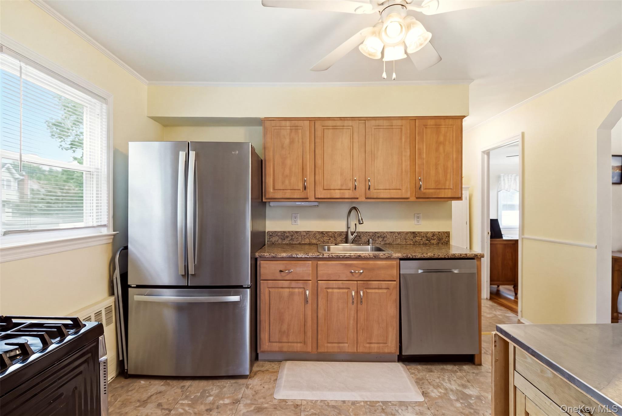 24 Broadmoor Lane Property Photo 13