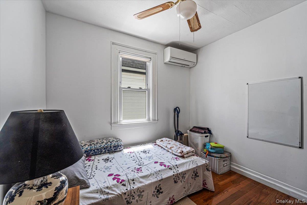 9039 201st Street Property Photo 10