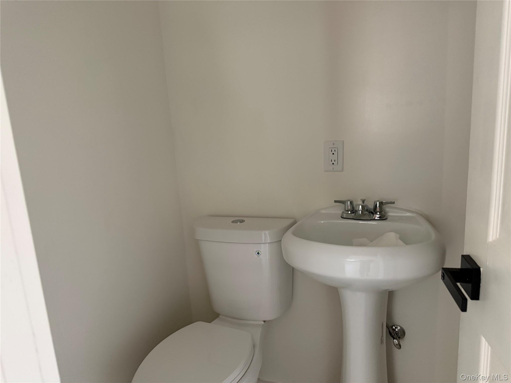 50 S Montgomery Street 7 Property Photo 5