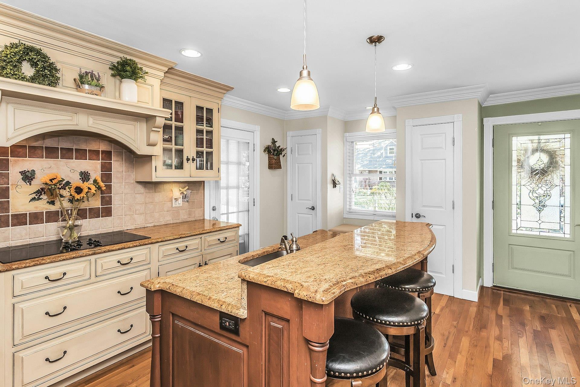 1910 Frederick Avenue Property Photo 6