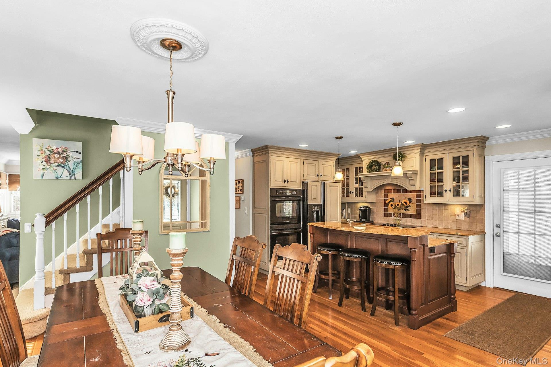 1910 Frederick Avenue Property Photo 10