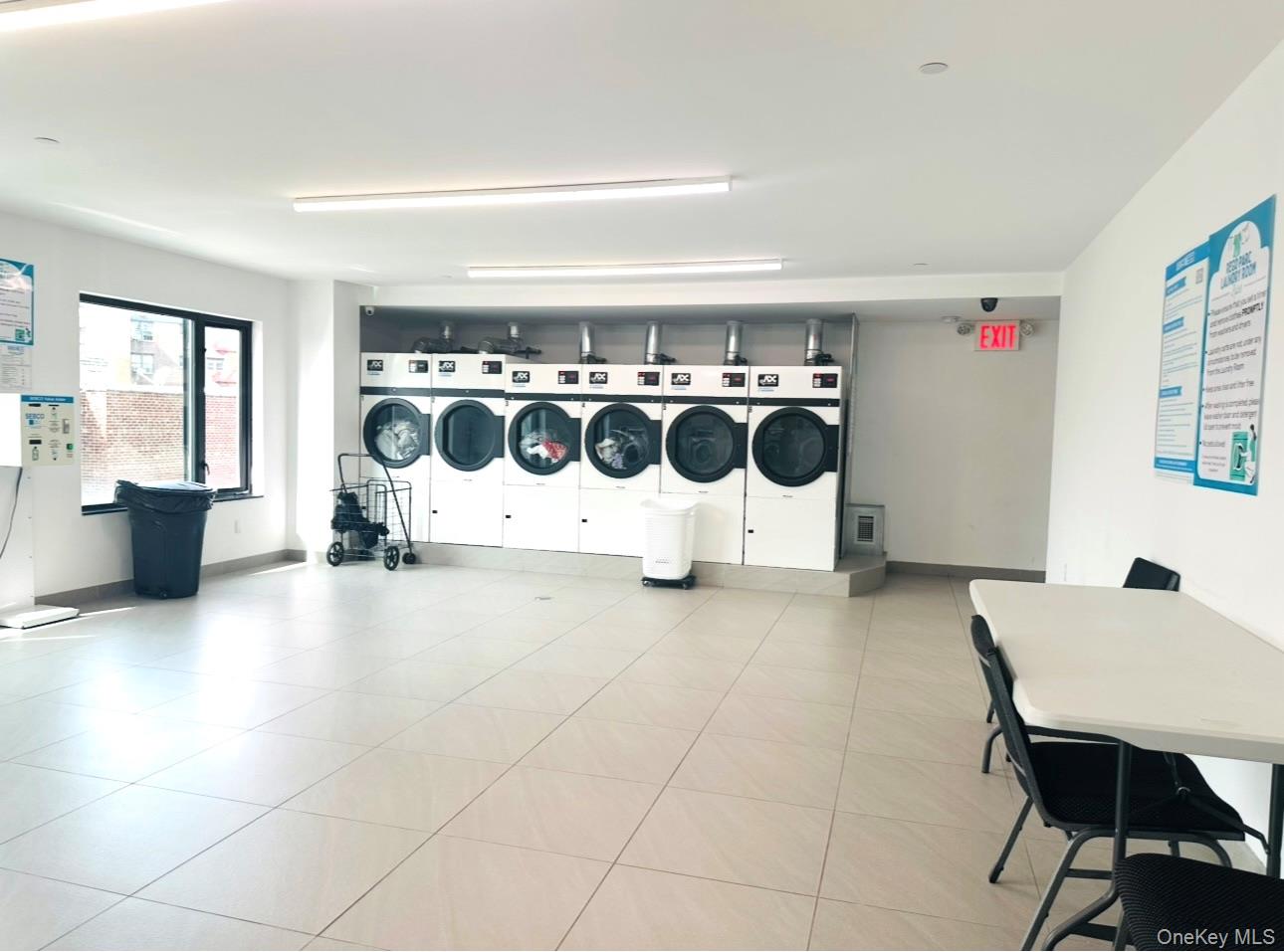 62-98 Woodhaven Boulevard 3j Property Photo 10