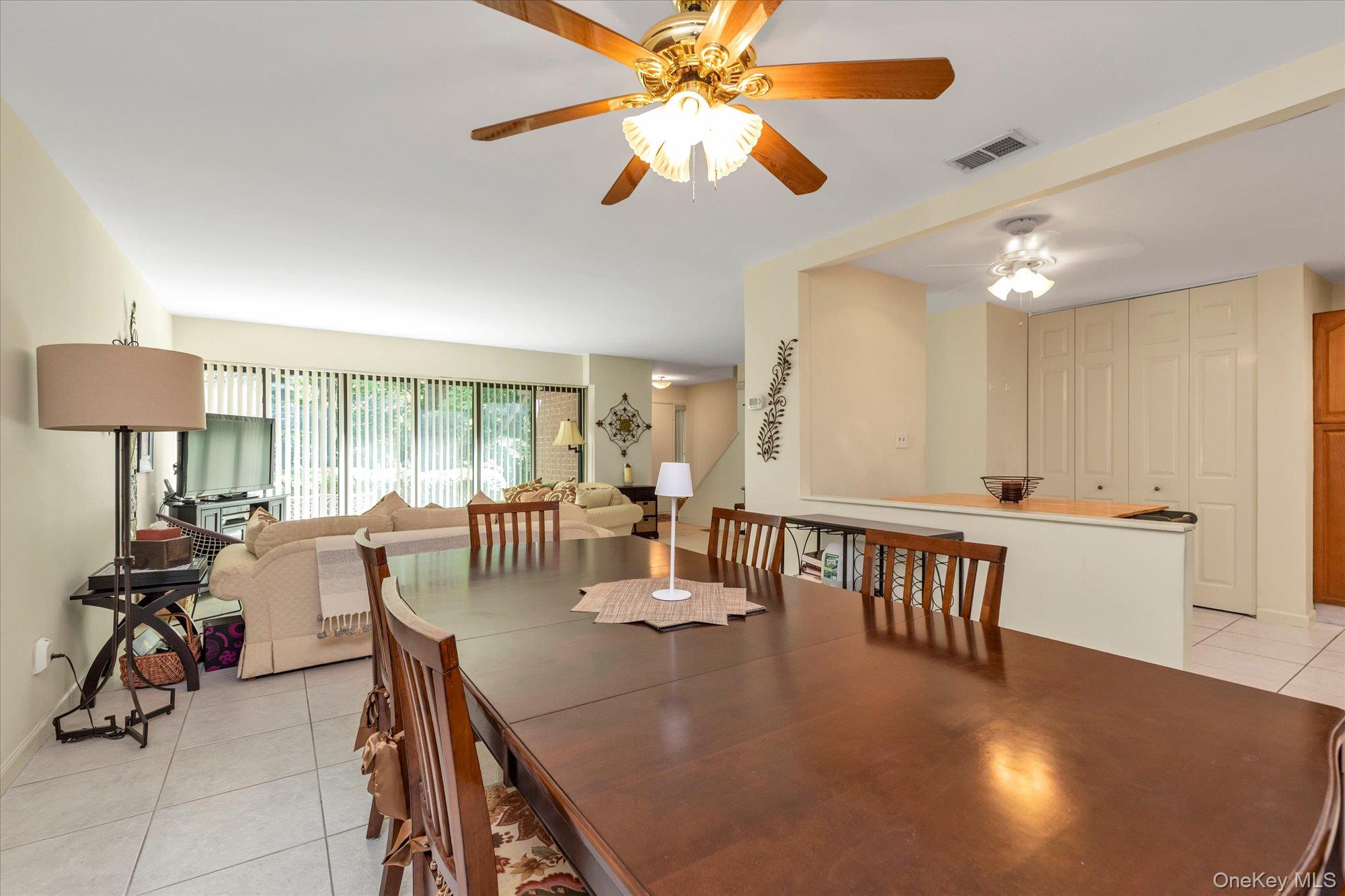 39 Spring Hollow Property Photo 7