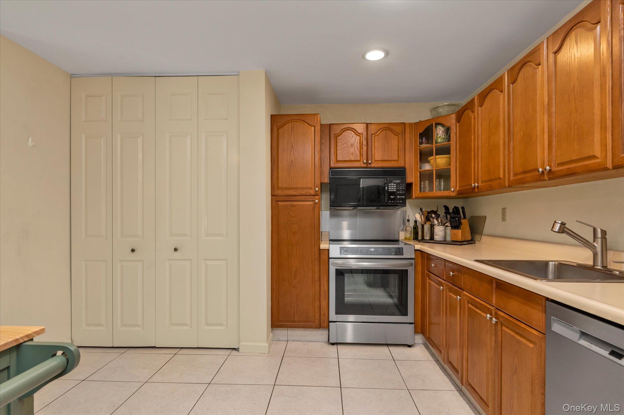 39 Spring Hollow Property Photo 10