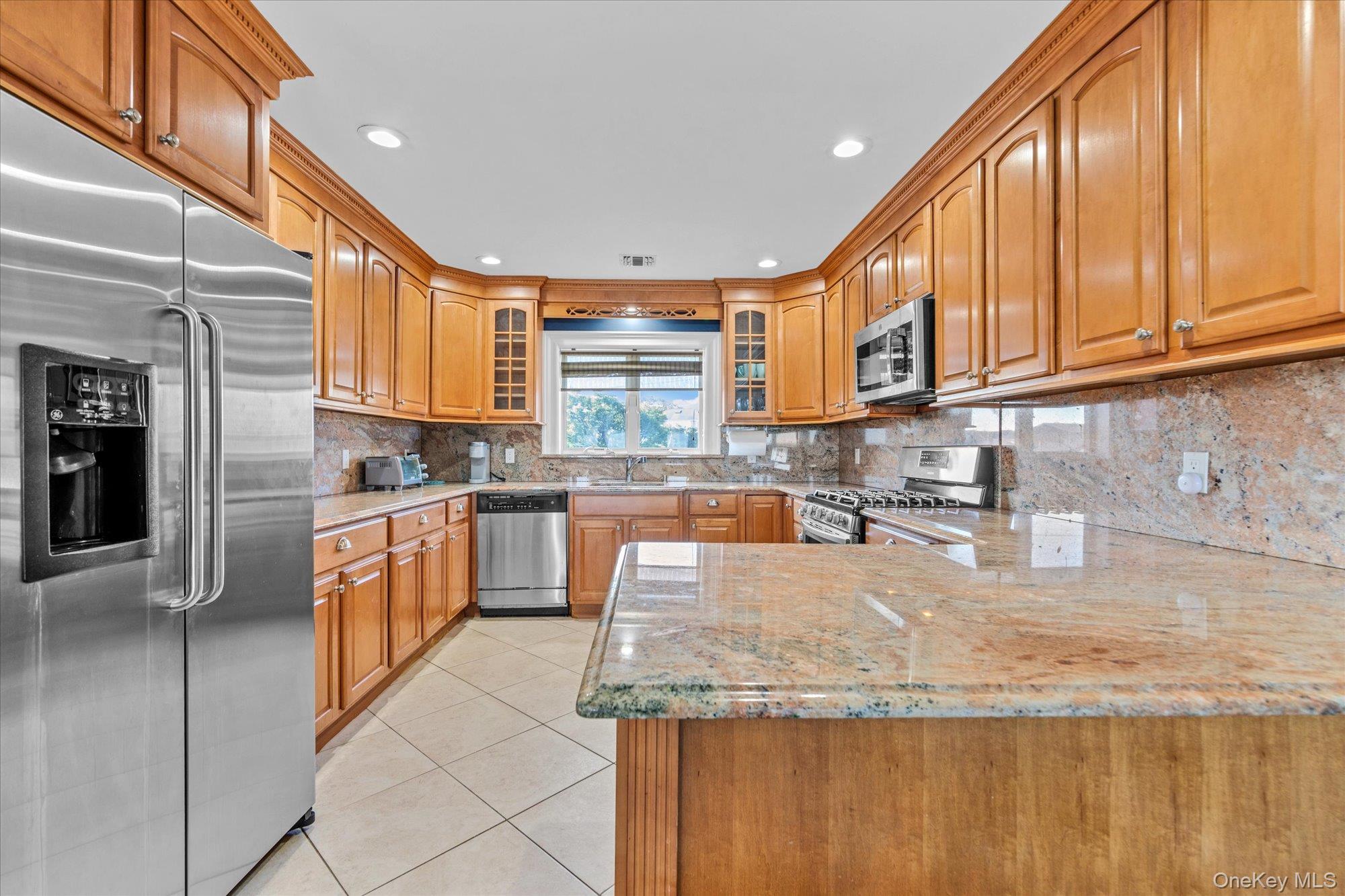 775 W Park Avenue 8 Property Photo 12
