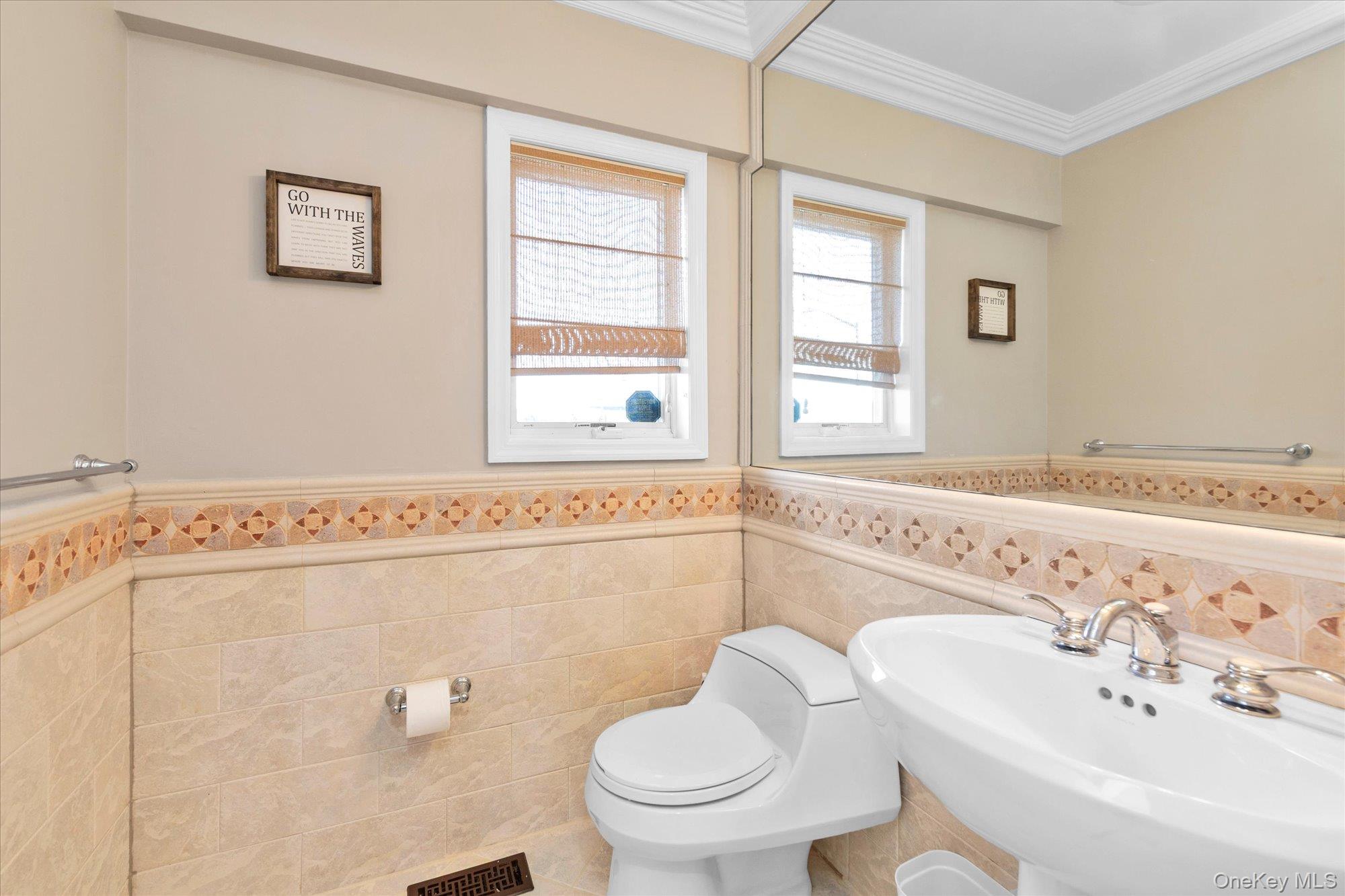 775 W Park Avenue 8 Property Photo 14