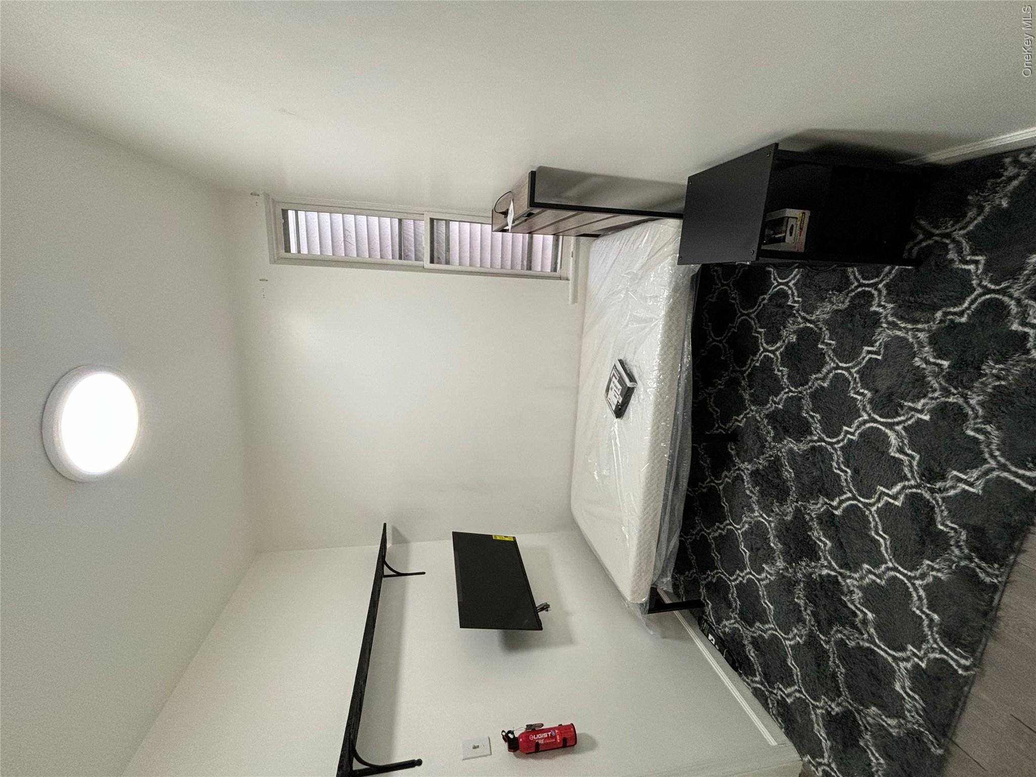 135 Fifth Avenue Property Photo 8