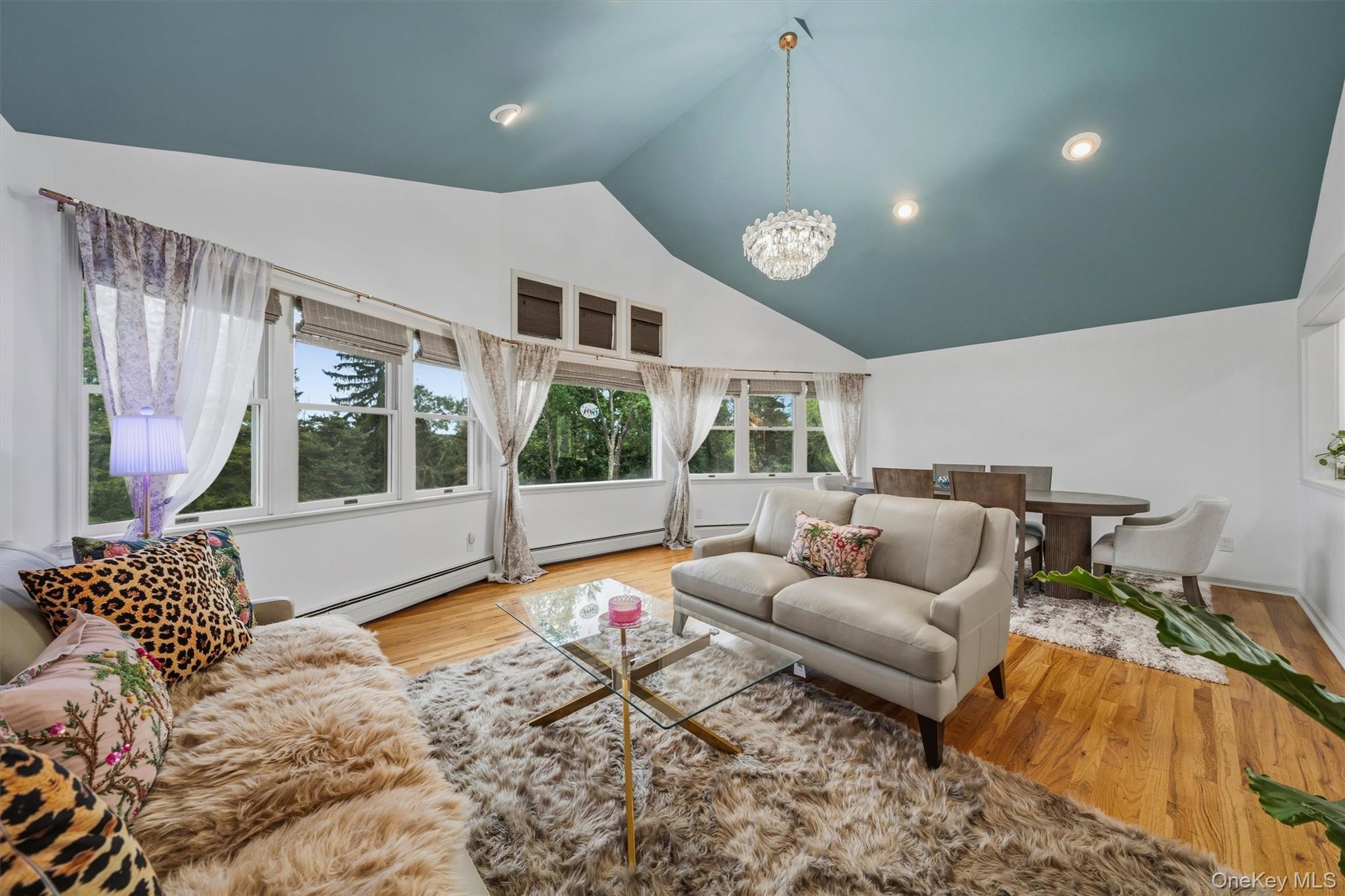412 Laroe Road Property Photo 6