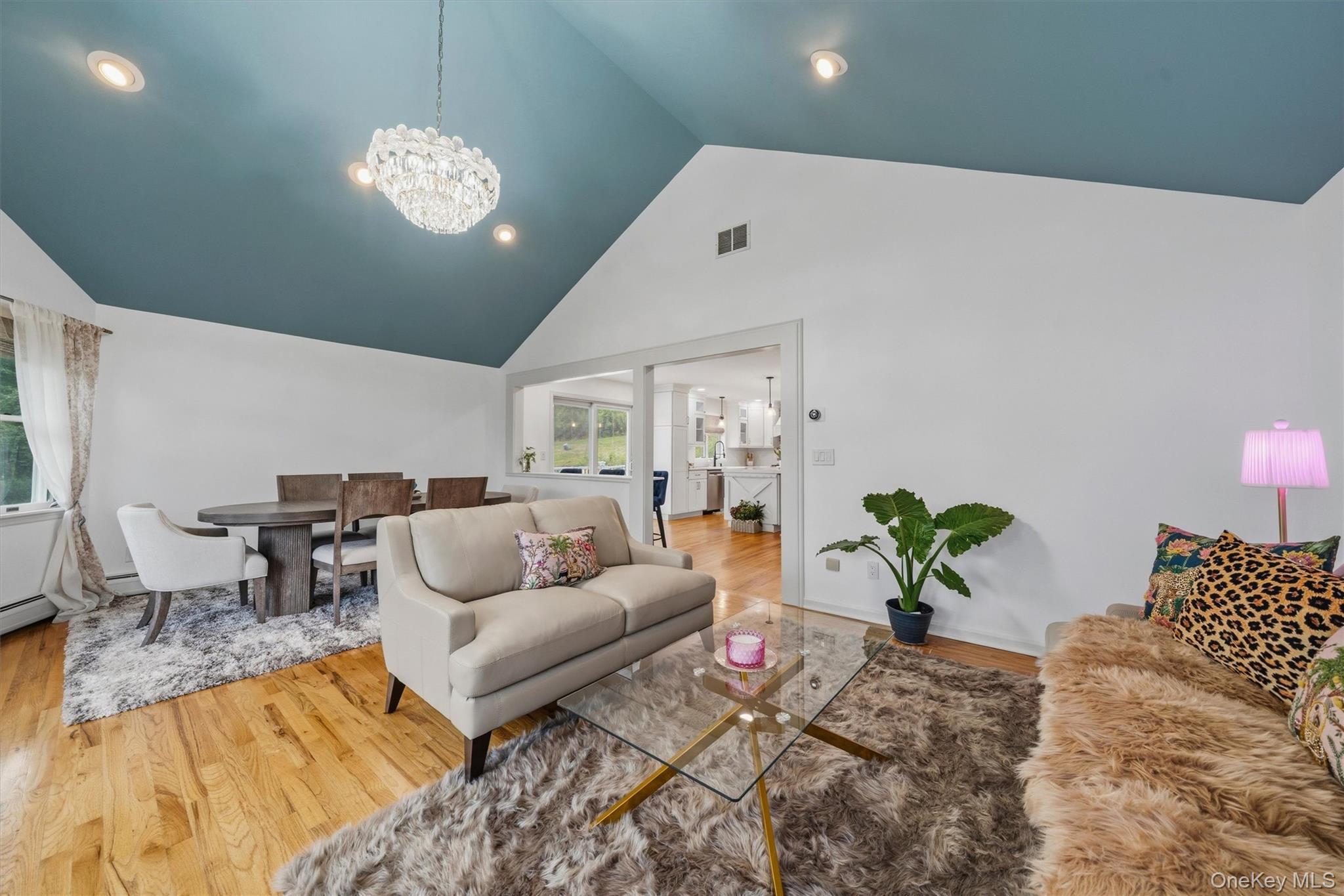 412 Laroe Road Property Photo 7