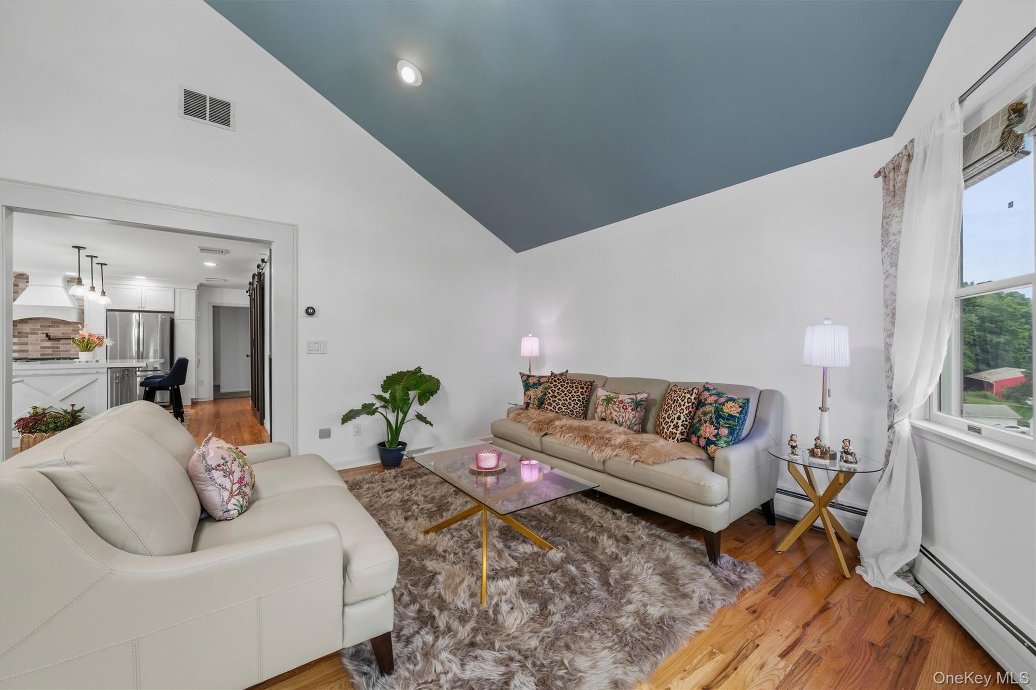 412 Laroe Road Property Photo 8