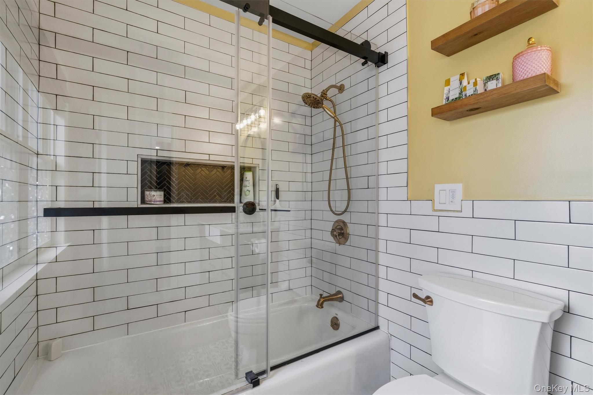 412 Laroe Road Property Photo 39