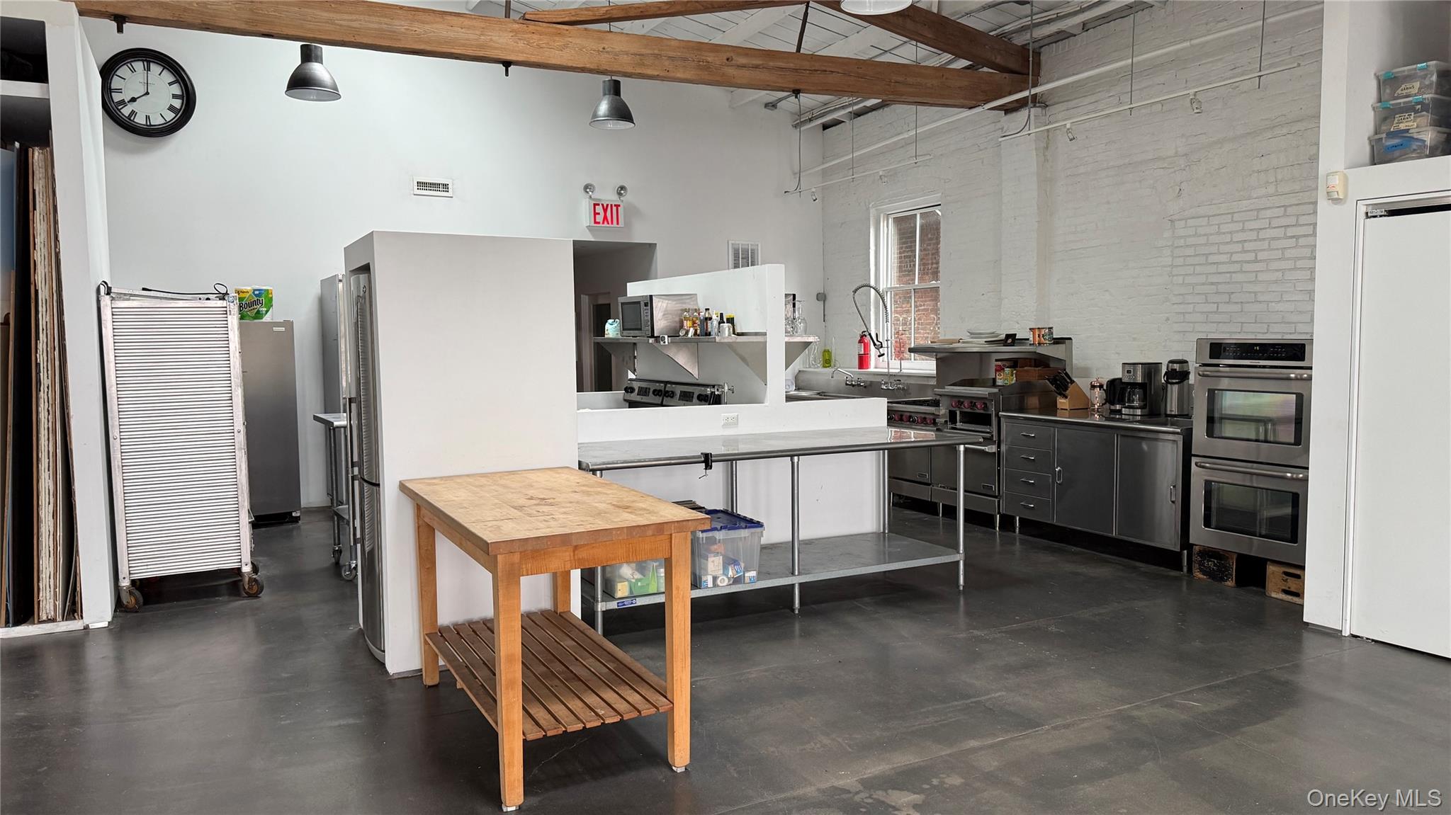 76 Prince Street Property Photo 12
