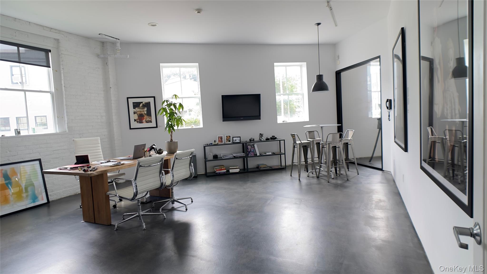 76 Prince Street Property Photo 15