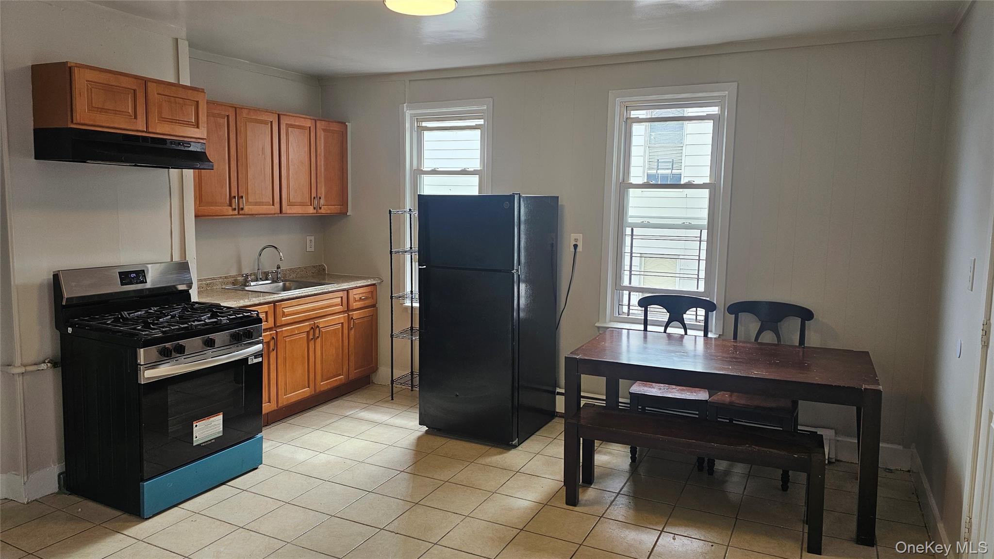 52 Chestnut Street 2 Property Photo 1