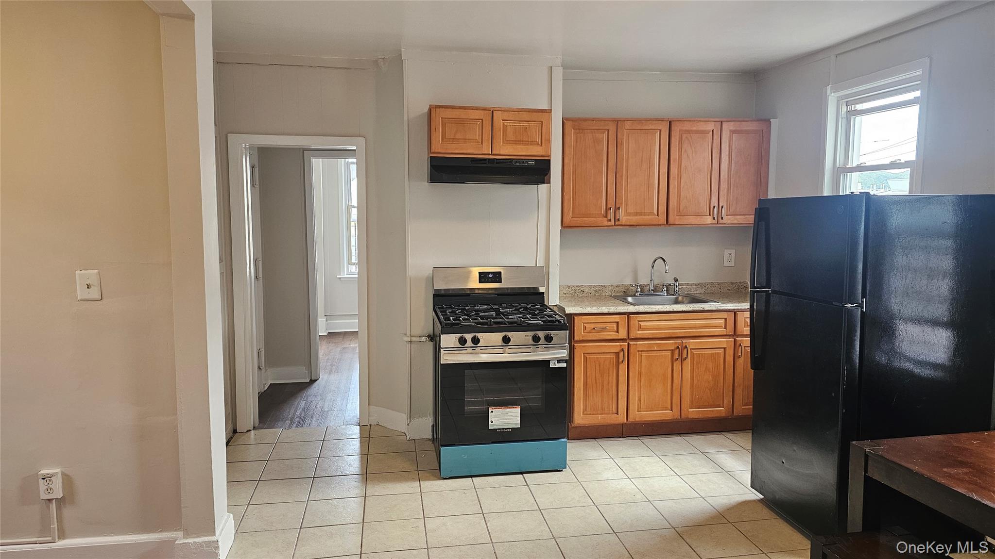 52 Chestnut Street 2 Property Photo 6