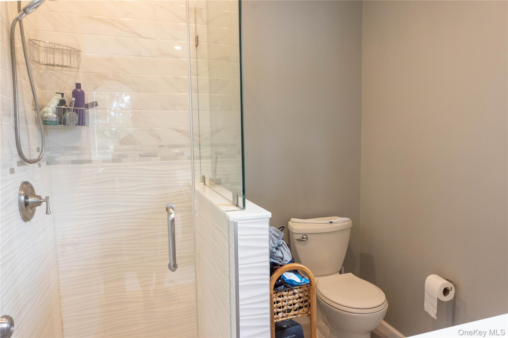 210 Abbott Avenue Property Photo 11