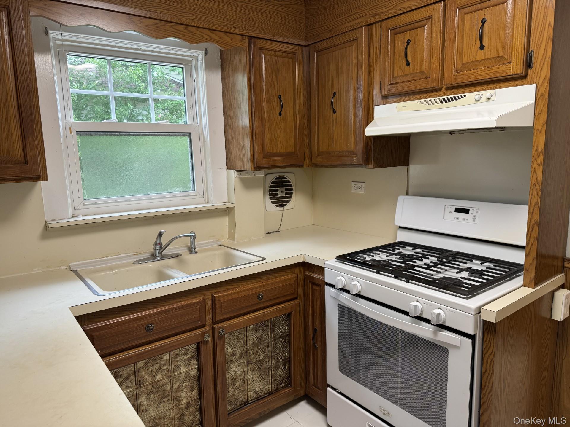 22 Irma Avenue Property Photo 11