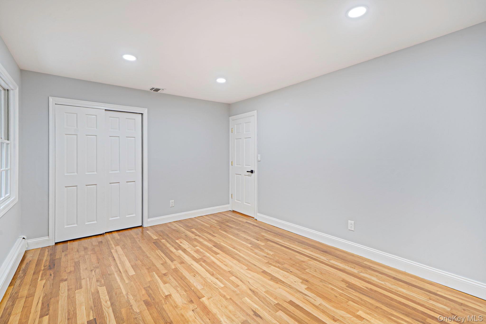 20 Arbor Lane Property Photo 29
