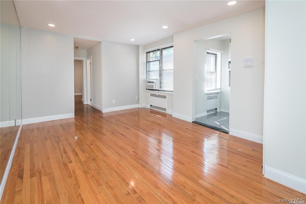 7 Bond Street 3b Property Photo 6