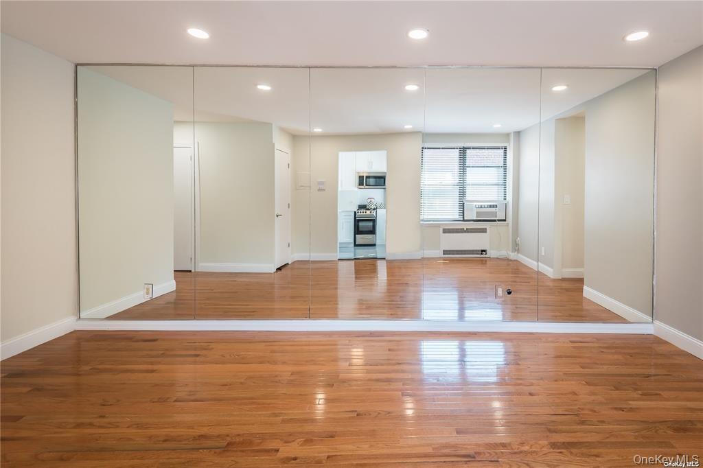 7 Bond Street 3b Property Photo 9