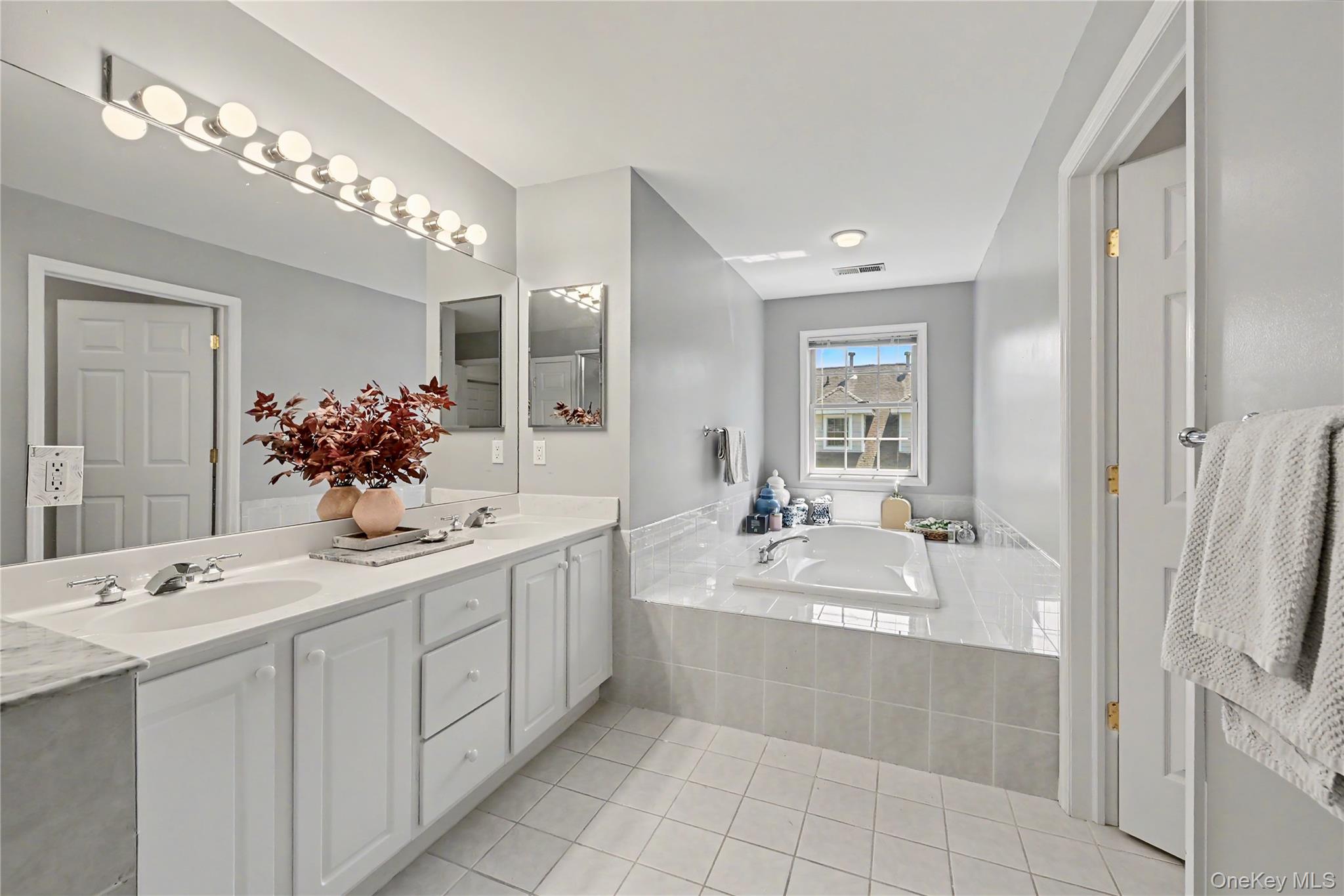 1805 Half Moon Bay Drive Property Photo 29