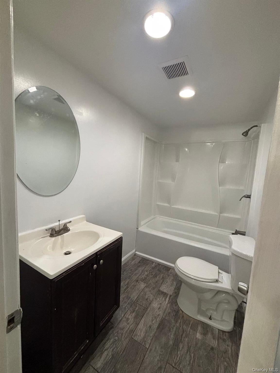 141 Huguenot Drive Property Photo 9