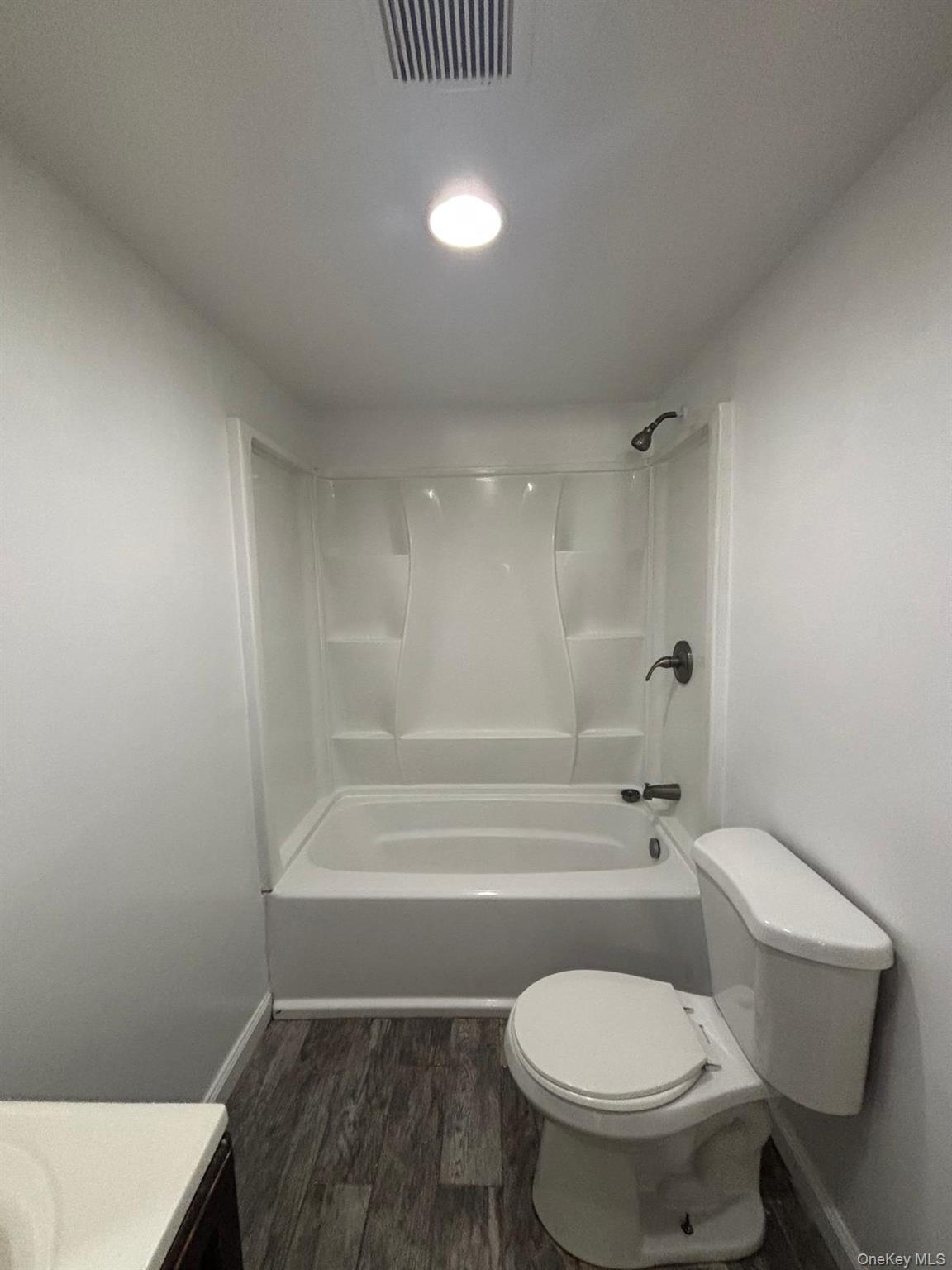 141 Huguenot Drive Property Photo 10