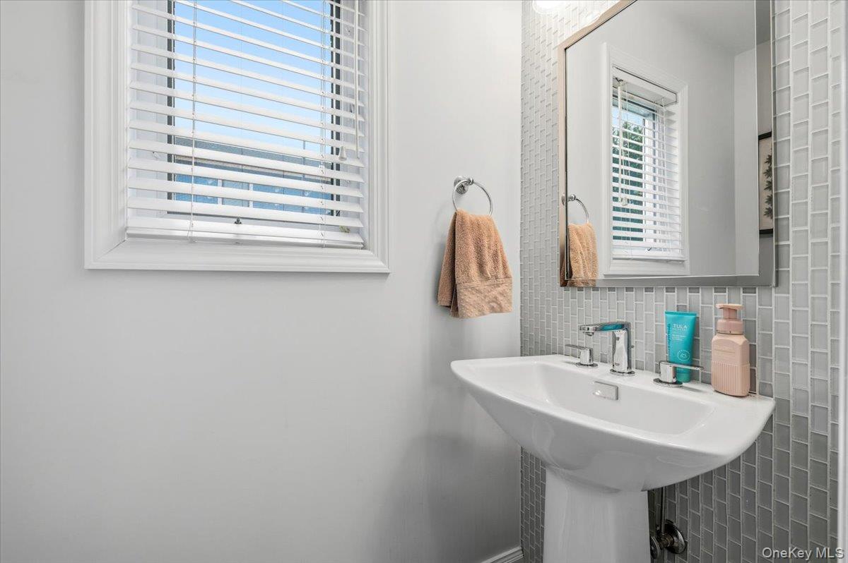 35 Bucknell Drive Property Photo 19