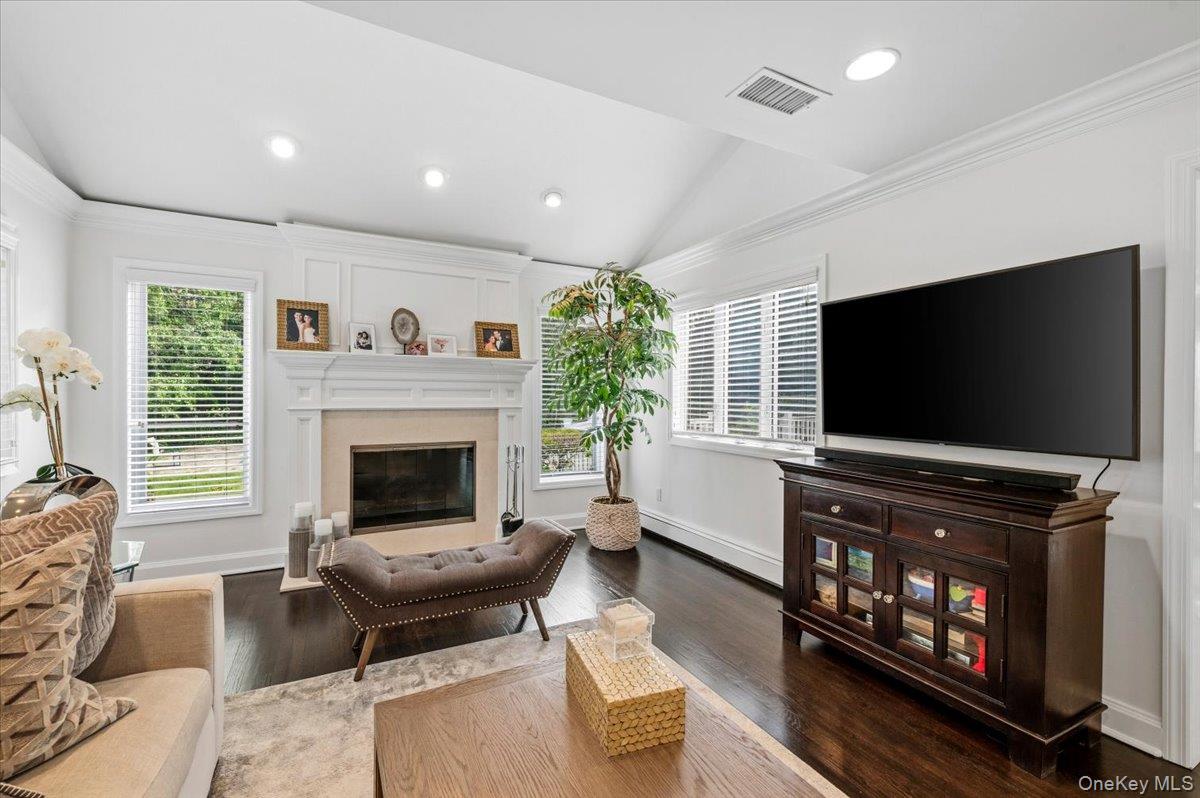 35 Bucknell Drive Property Photo 22